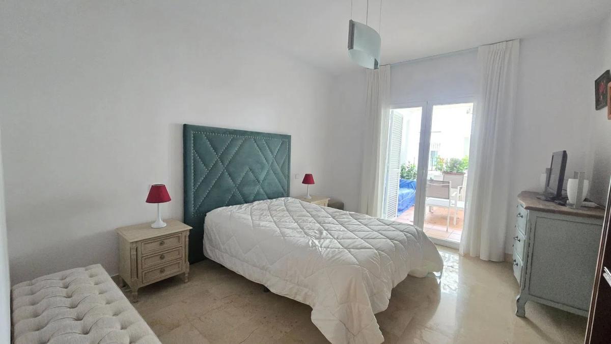 Sprzedaż mieszkania w Calle del Escudo, Estepona
photo 5