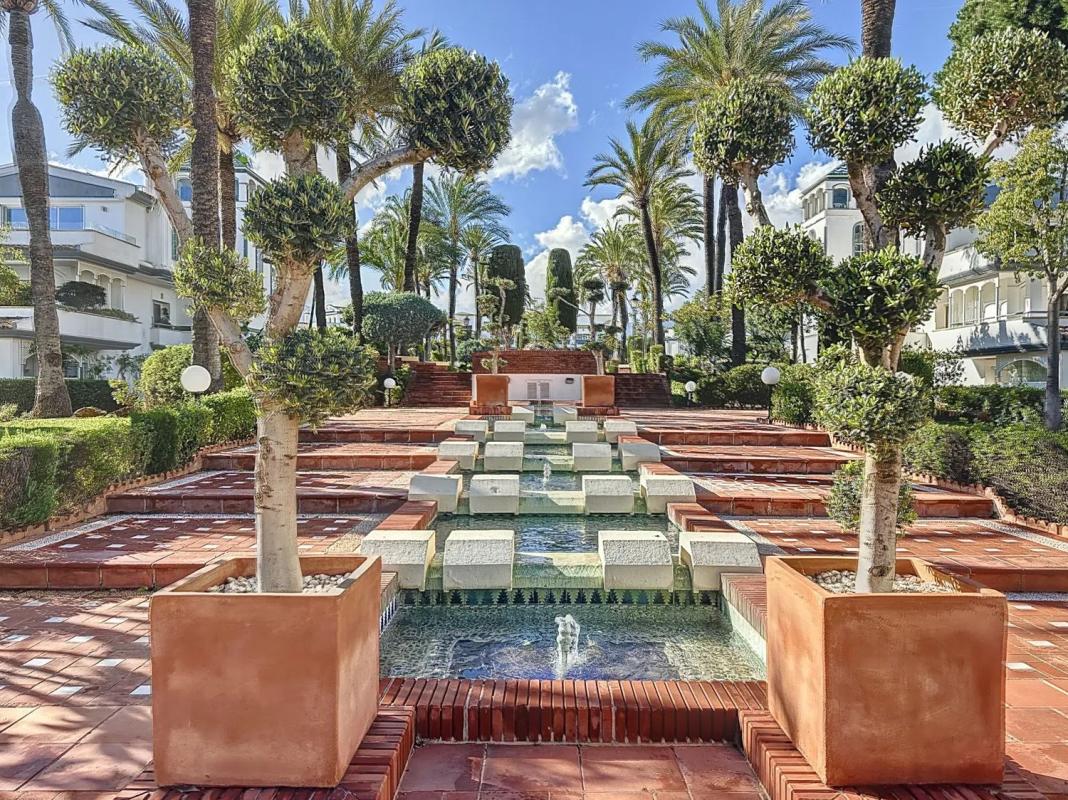 Venta de piso en Barrio El Velerín, Estepona
photo 2