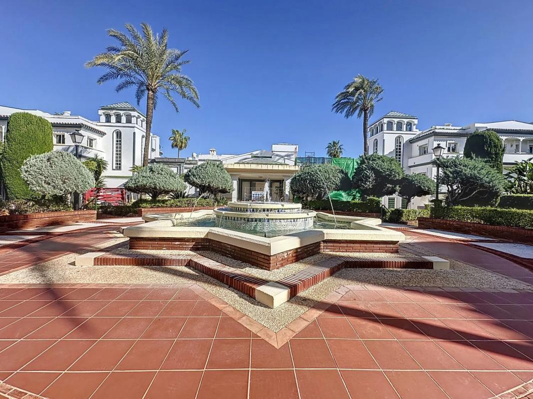 Venta de piso en Barrio El Velerín, Estepona
photo 4