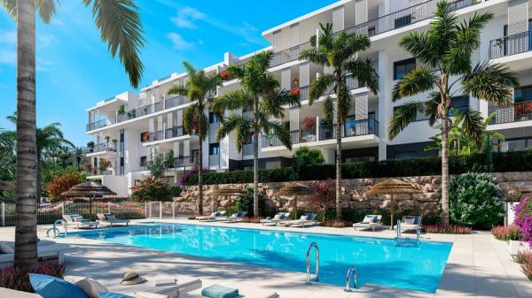 Apartment for sale in Barrio Centro, Estepona photo 1