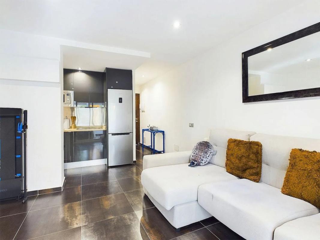 Venta de piso en Via del Mediterráneo, Estepona
photo 2