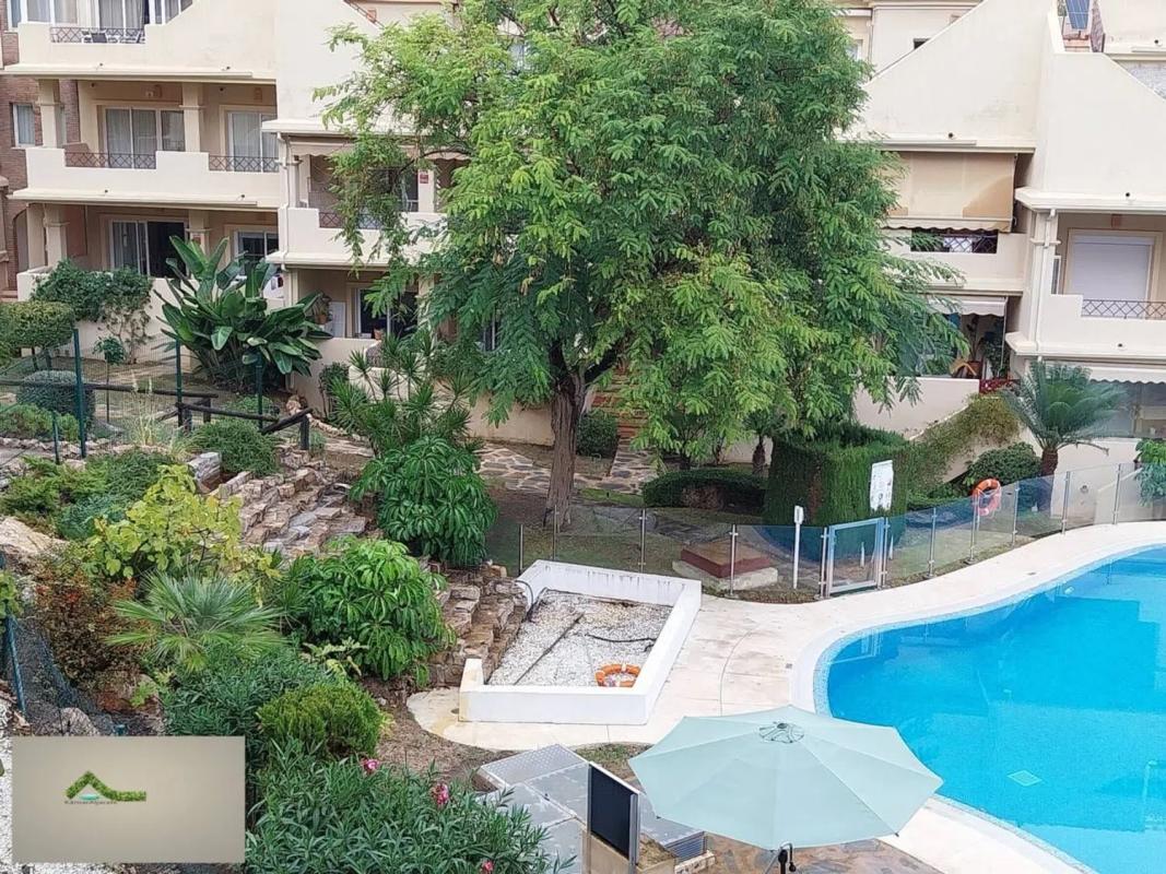 Sale of apartment in Calle Yerbabuena, Estepona
photo 1