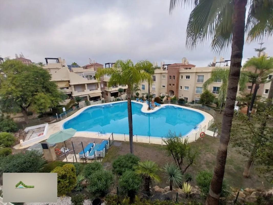 Sale of apartment in Calle Yerbabuena, Estepona
photo 2