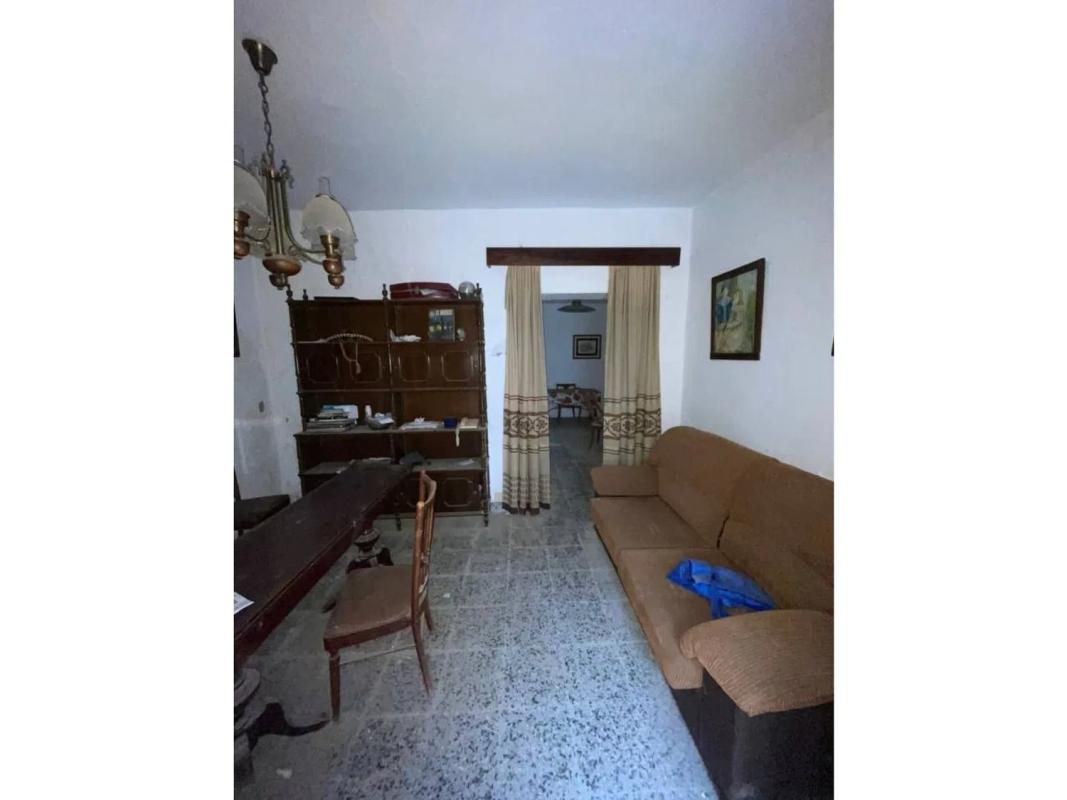 Sprzedaż niezależnego domku jednorodzinnego w Avenida San Lorenzo, 16 -18, Estepona photo 1