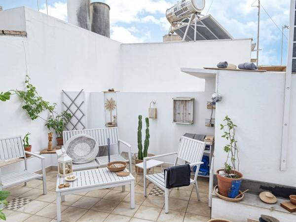 Detached villa for sale in Barrio Centro, Estepona photo 1