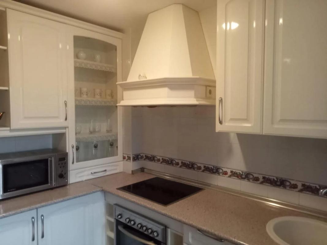 Продажа отдельного шале в Barrio Las Lomas, Эстепона photo 4