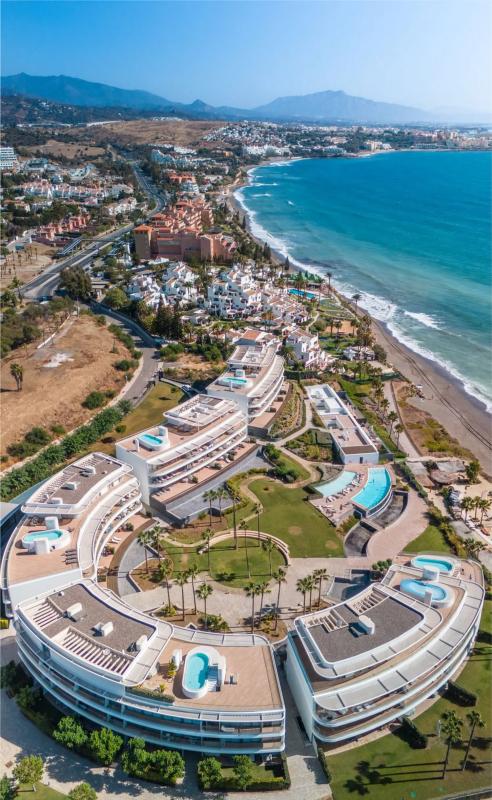 Venta de piso en Urbanización Costa Natura, 18, Estepona
 photo 2