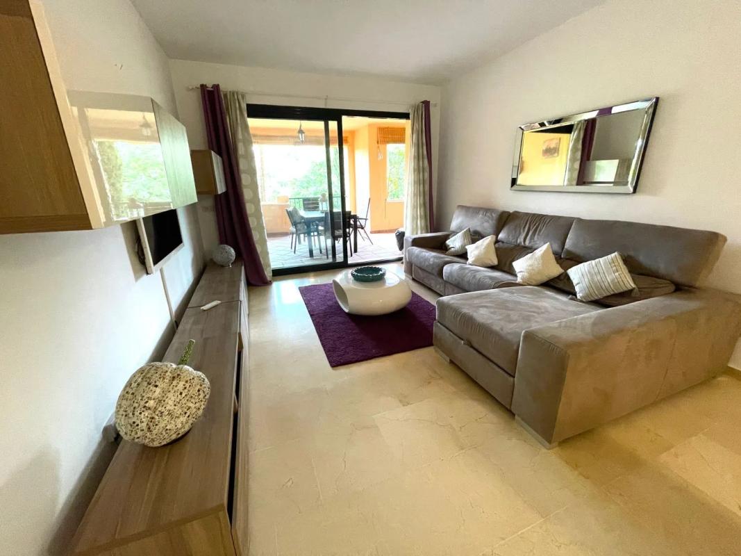 Sale of apartment in Camino de Cortes, Estepona
photo 3