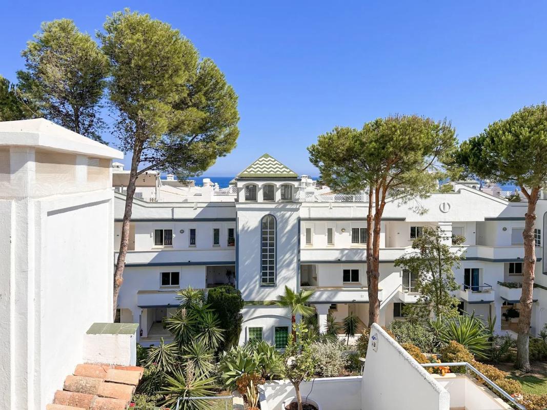 Venta de ático en Barrio El Velerín, Estepona photo 1