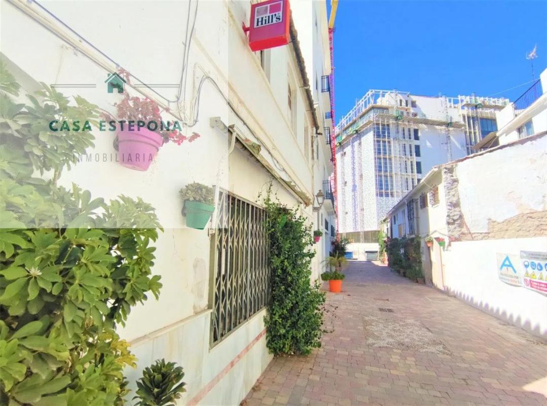 Venta de chalet independiente en Calle Sevilla, Estepona
 photo 3