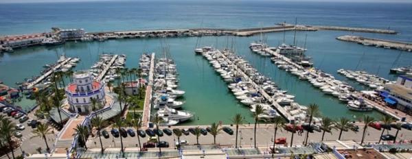 Penthouse na sprzedaż w  Avenida del carmen 35, 6 b, Estepona photo 1