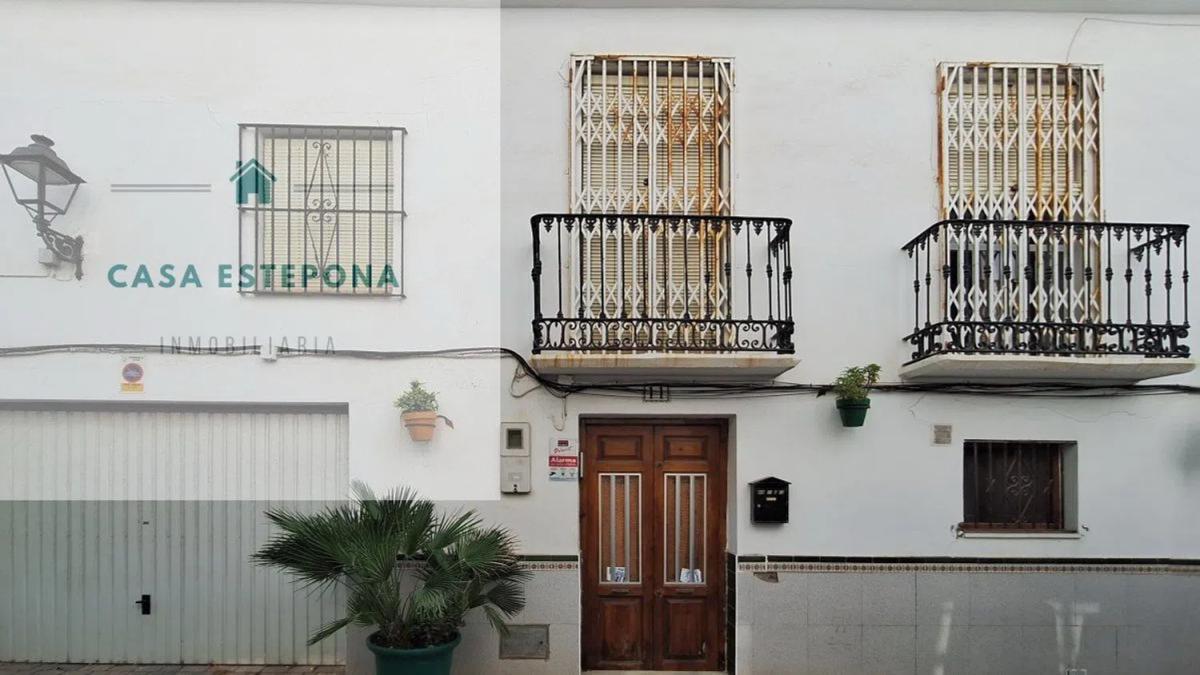 Продажа отдельного шале в  Barrio Centro, Эстепона photo 2