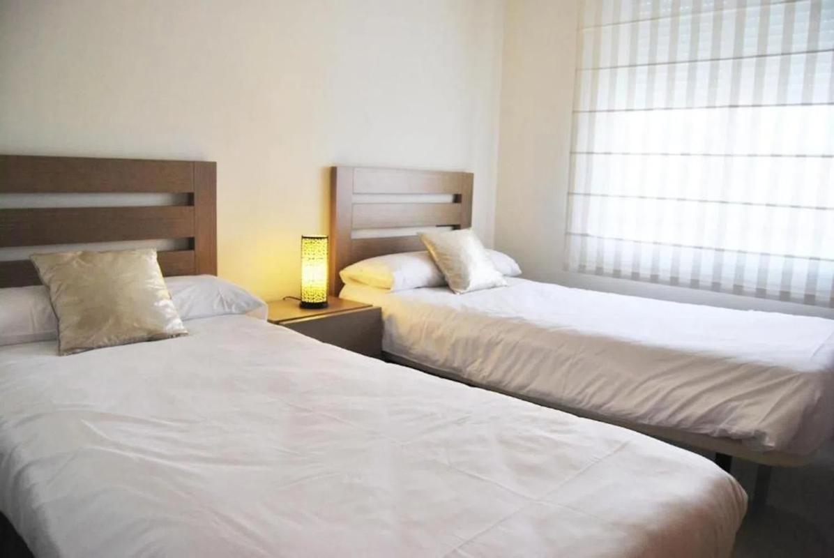 Venta de piso en Calle QUINTANA, Estepona
 photo 3