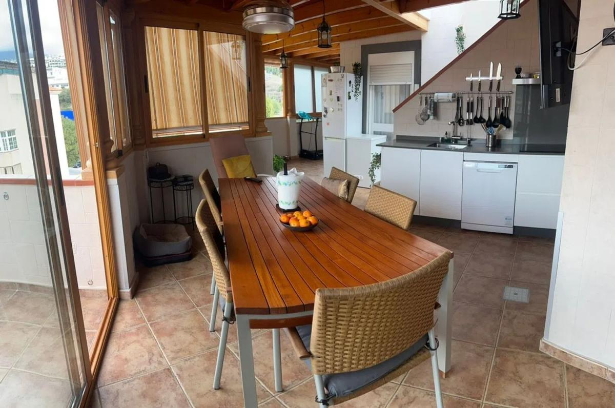 Duplex sale in Calle Guillermo Cabrera s/n, Estepona photo 3