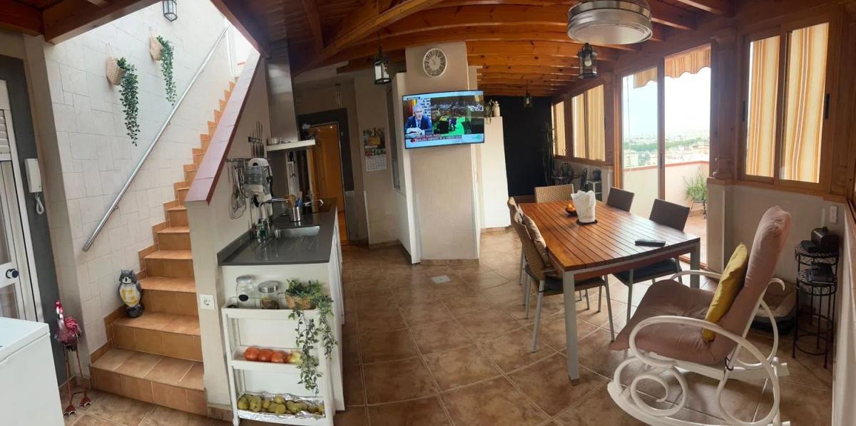 Duplex sale in Calle Guillermo Cabrera s/n, Estepona photo 4