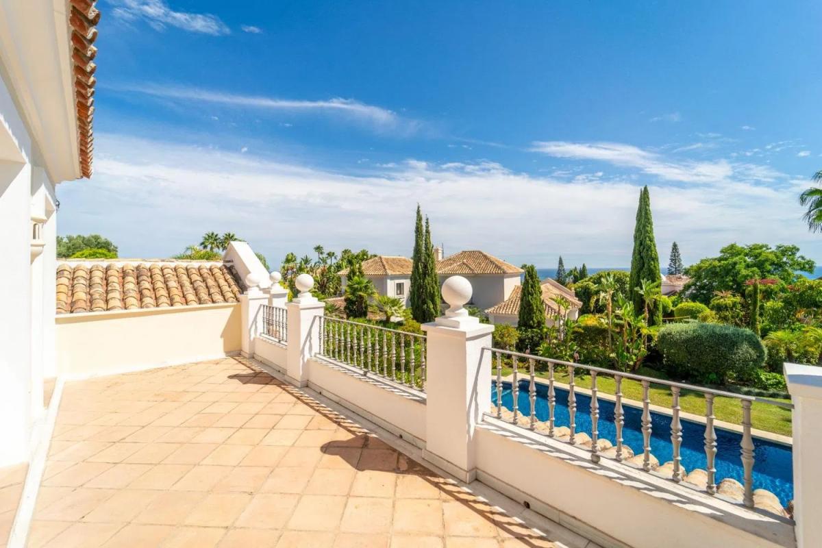 Sale of independent chalet in Barrio Puerto de Estepona, Estepona
photo 4