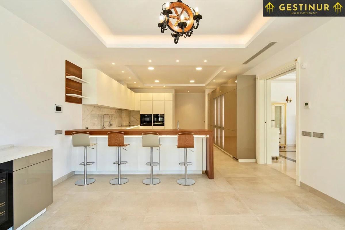 Venta de chalet independiente en Calle Murcia, 53, Estepona
photo 3