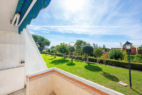 Mieszkanie na sprzedaż w Avenida de los Frutales, 10, Estepona photo 1