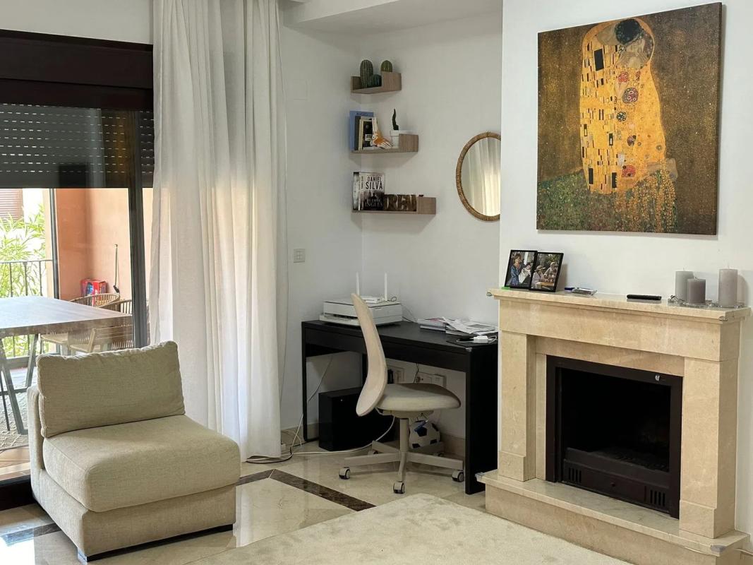 Sale of independent chalet in Urbanizacion Santa Maria, Estepona
photo 2