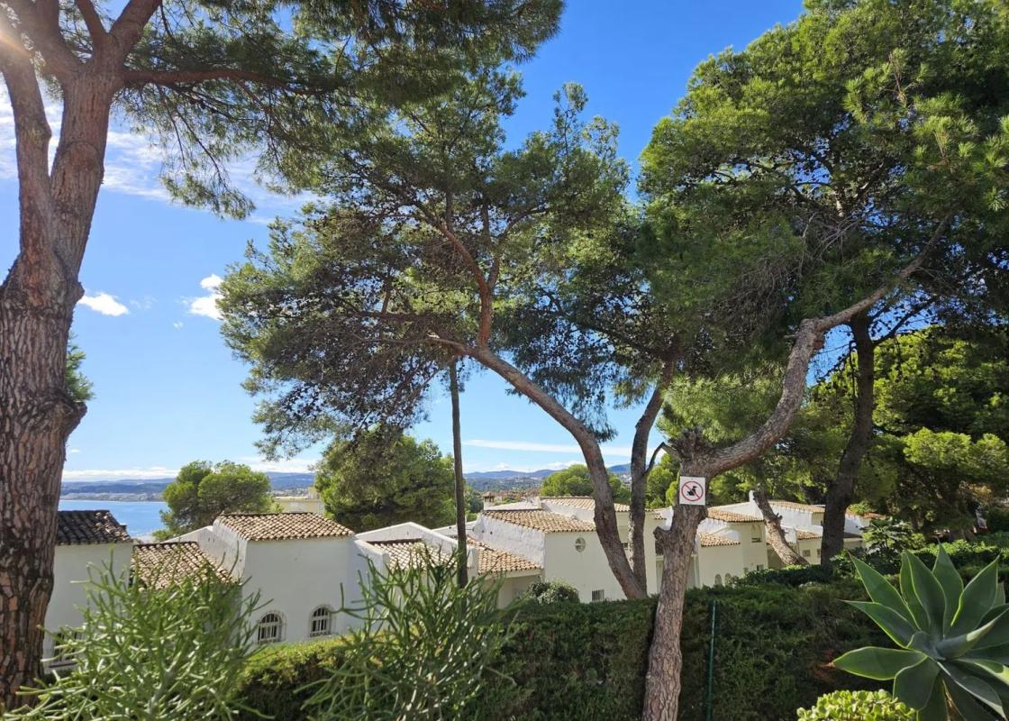 Sprzedaż mieszkania w Calle del Peral, 79, Estepona
 photo 2