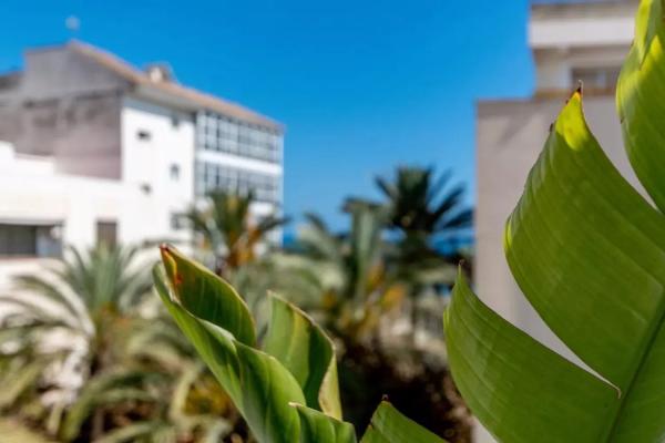 Penthouse na sprzedaż w Calle Caridad, Estepona thumbnail 1