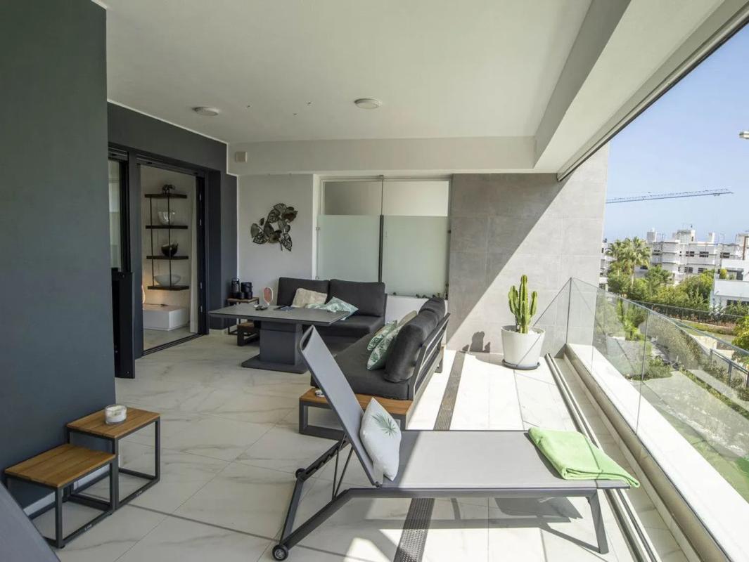 Sale of apartment in Barrio Bel-Air, Estepona
photo 2