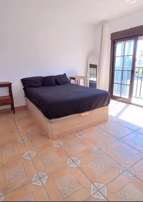 Sale of independent chalet in Barrio Buenas Noches, Estepona
 photo 3