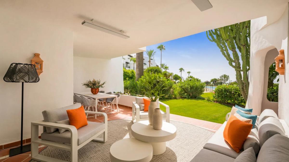 Sale of apartment in FX54+W2 s/n, Estepona
 photo 2