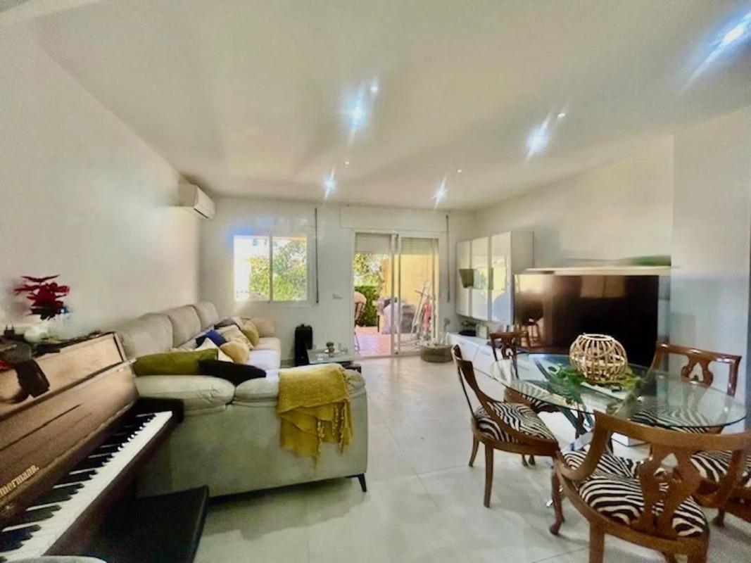 Продажа отдельного шале в Barrio Las Lomas, Эстепона photo 2