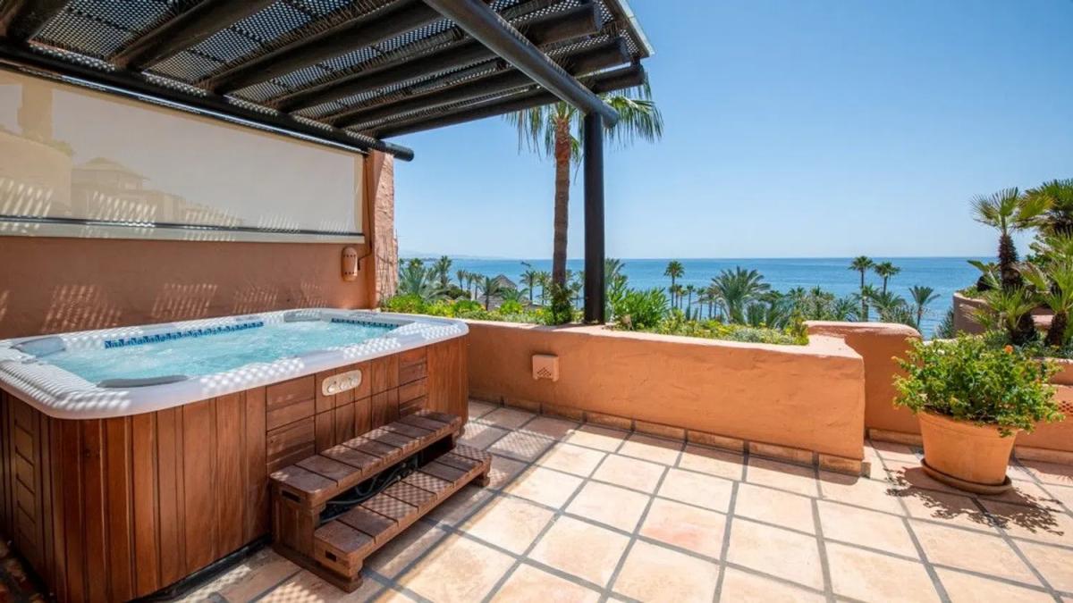 Venta de ático en  Barrio Los Llanos, Estepona photo 3