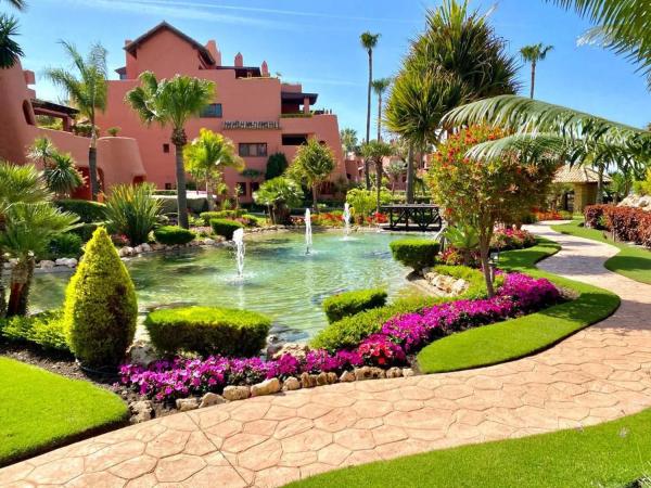 Mieszkanie na sprzedaż w  Urbanizacion Torre Bermeja, 8, Estepona photo 1
