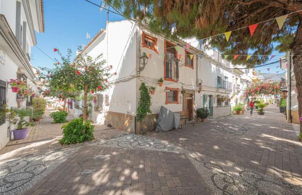 Studio for sale in Calle Hermanos Machado, 13, Estepona photo 1