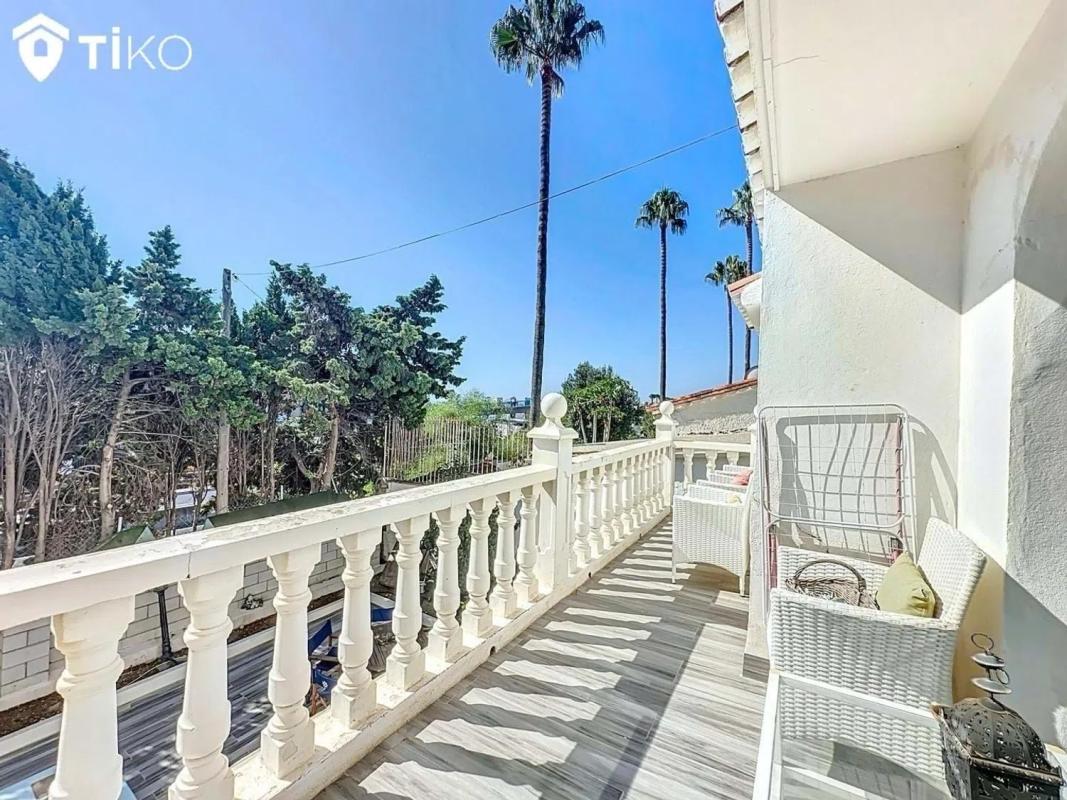 Sprzedaż niezależnego domku jednorodzinnego w  Calle del Reposo, Estepona photo 3