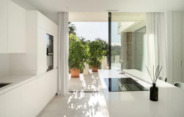 Chalet independiente en venta en  Barrio Nueva Atalaya, Estepona photo 4