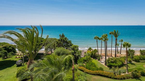 Apartment for sale in  Barrio Villacana - Costalita - Saladillo, Estepona photo 1