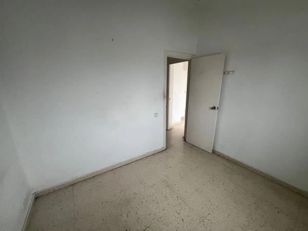 Chalet independiente en venta en  Calle Pico del Naranco, Estepona photo 4