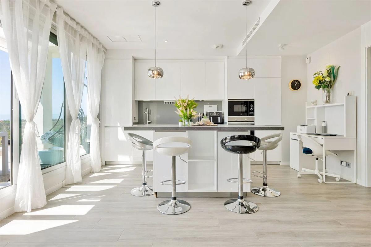 Sale of apartment in Calle Islas Bermudas, 6, Estepona
photo 2