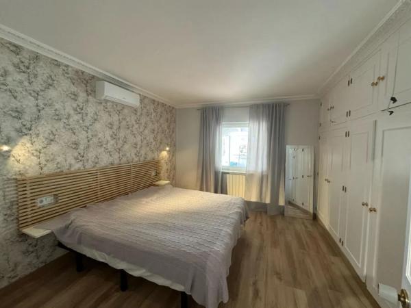 Коттедж на продажу в  Calle Josefina Samper, Эстепона photo 3