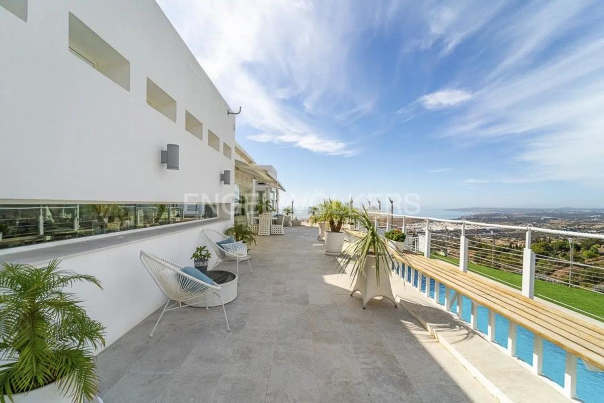 Venta de chalet independiente en Camino los Reales, Estepona
photo 4