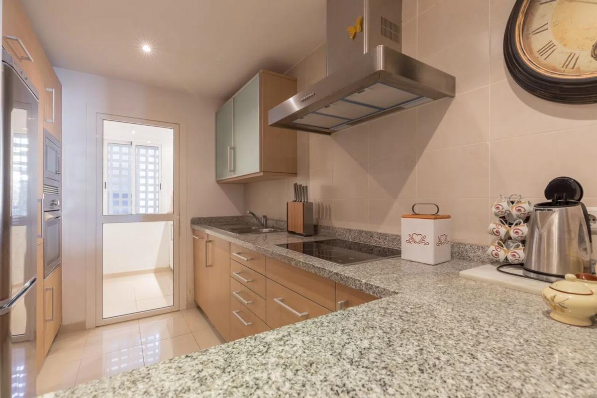 Продажа квартиры на Alcazaba beach s/n, Эстепона
photo 3