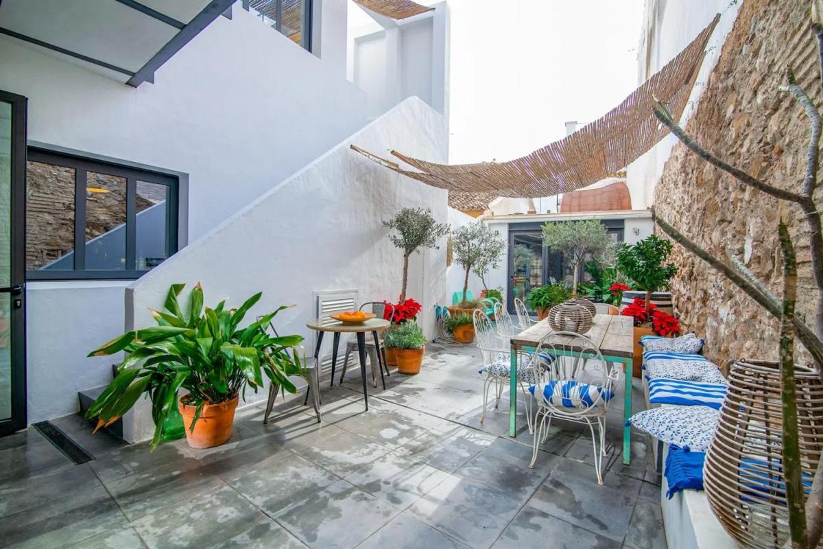 Продажа отдельного шале в Barrio Centro, Эстепона photo 1