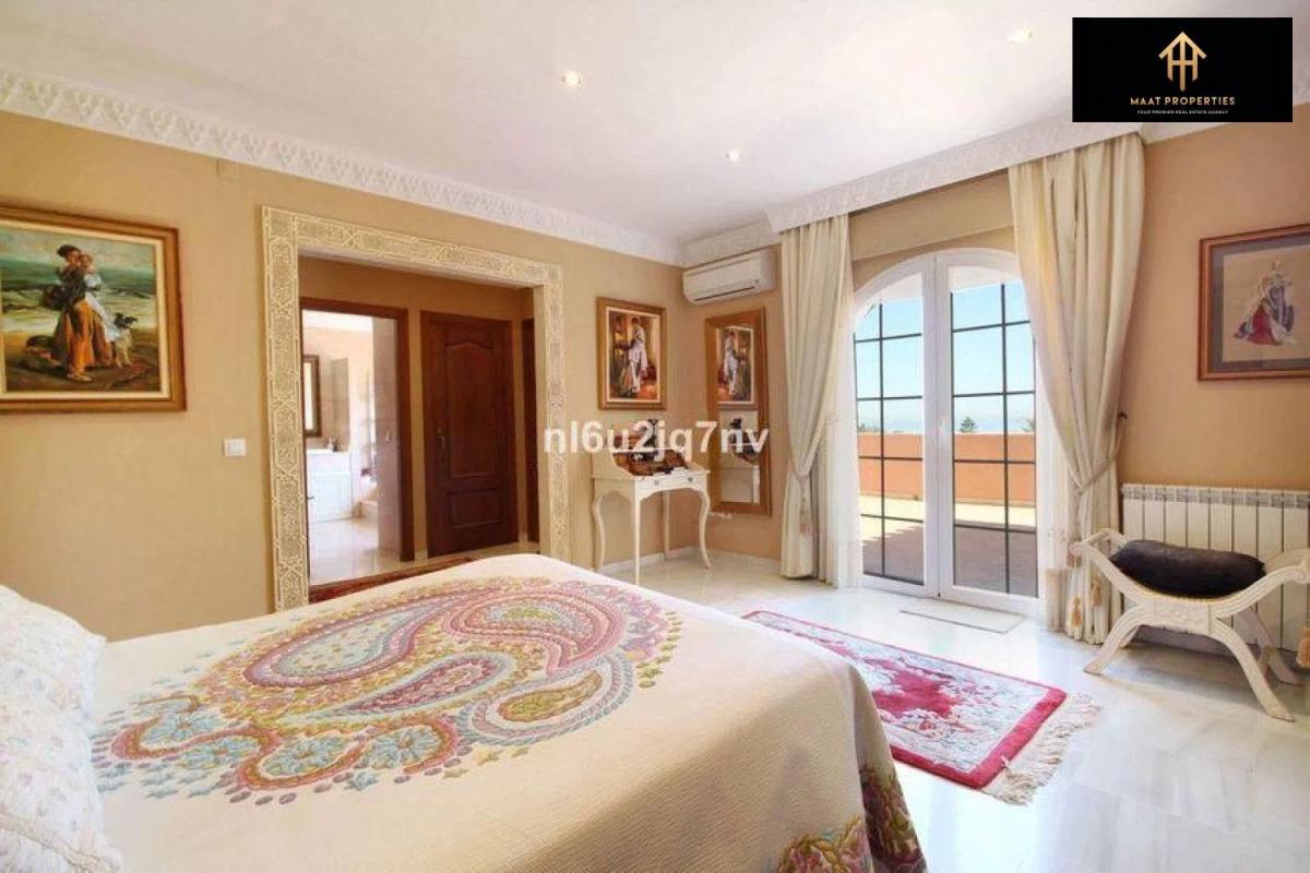 Продажа отдельного шале в  Don Pedro, Эстепона photo 4