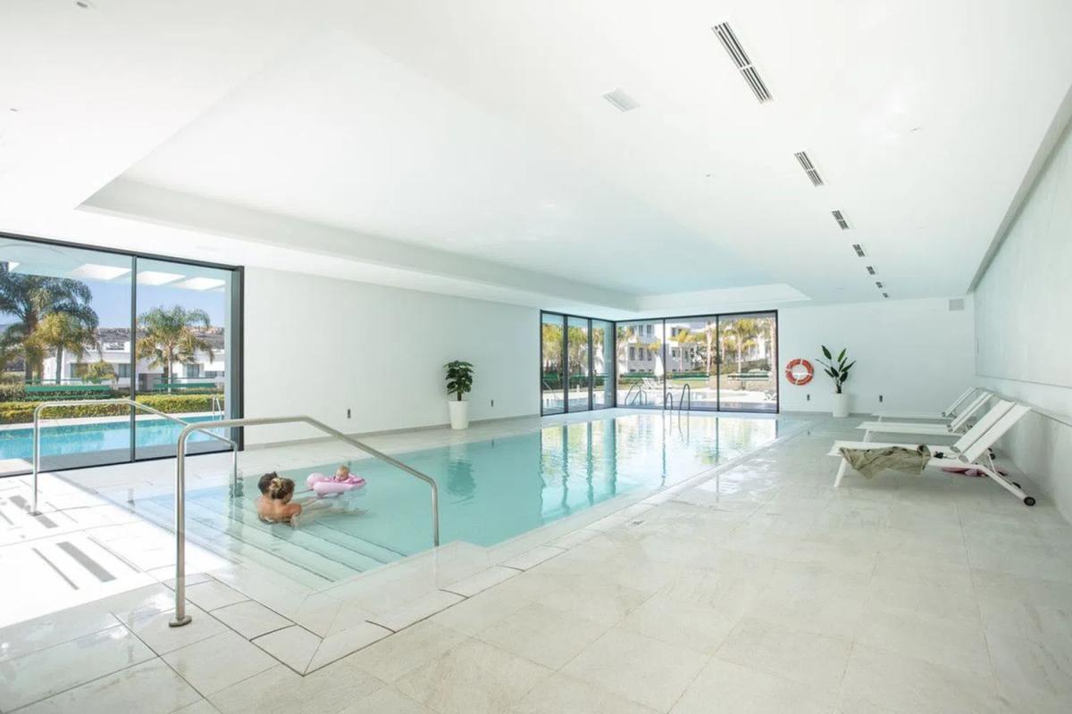 Продажа квартиры на Calle del Granate, Эстепона
 photo 2