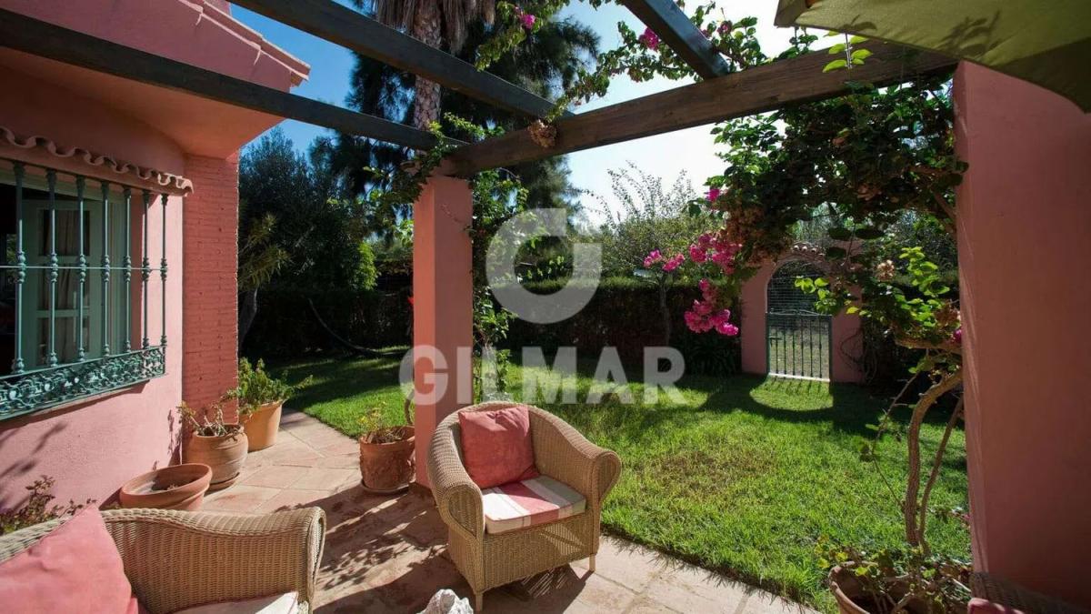 Venta de chalet independiente en Diseminado Guadalobon, Estepona
 photo 2