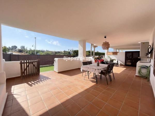 Mieszkanie na sprzedaż w  Barrio Bel-Air, Estepona photo 1