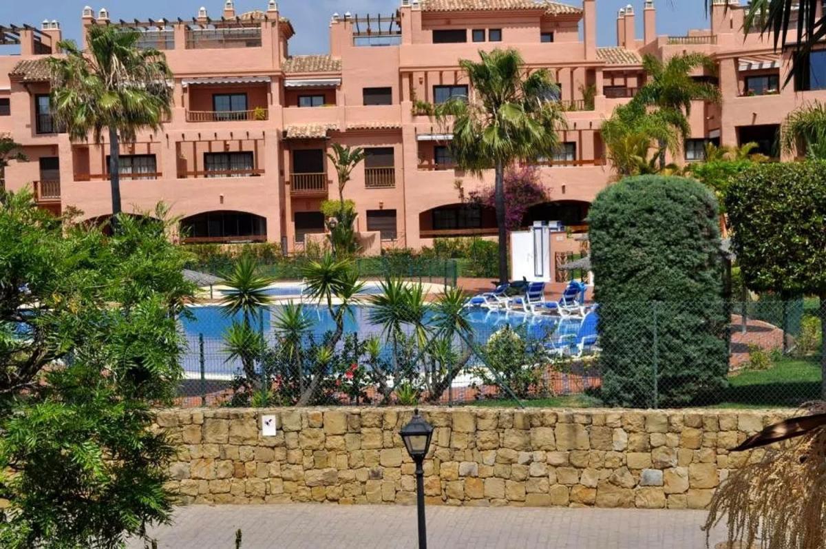 Sprzedaż mieszkania w Avenida Hacienda del Sol, Estepona
 photo 5