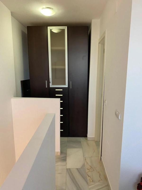 Venta de duplex en Calle Sidney, 633 LASABEJERAS, Estepona photo 3