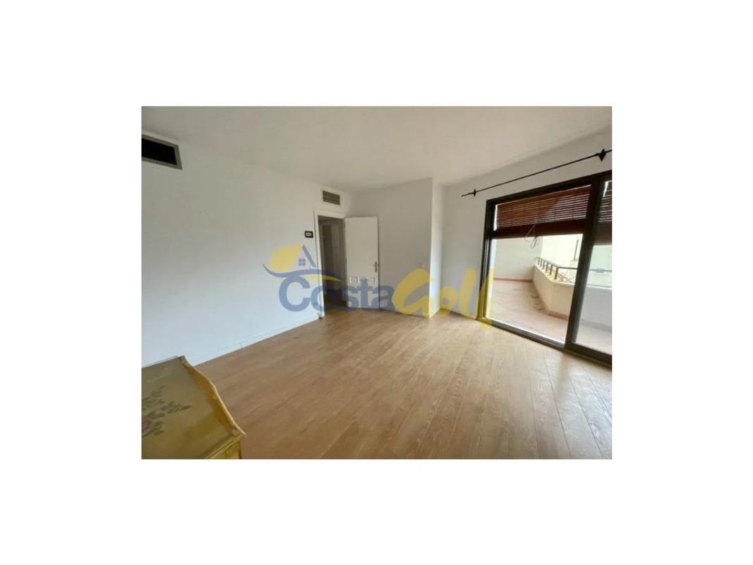 Sprzedaż mieszkania w Calle Aguamarina, 1, Estepona
photo 3