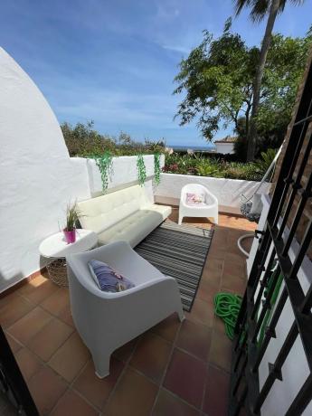 Chalet independiente en venta en Calle Vista Mar, 12, Estepona photo 1