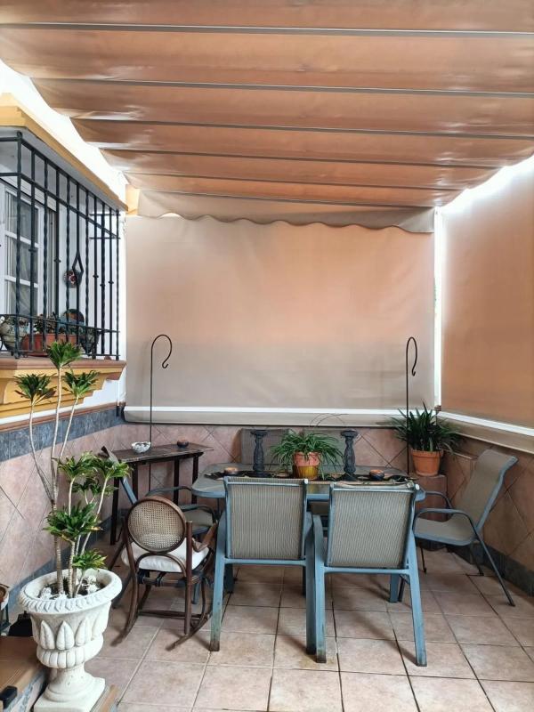 Sale of independent chalet in Barrio Centro, Estepona
photo 4